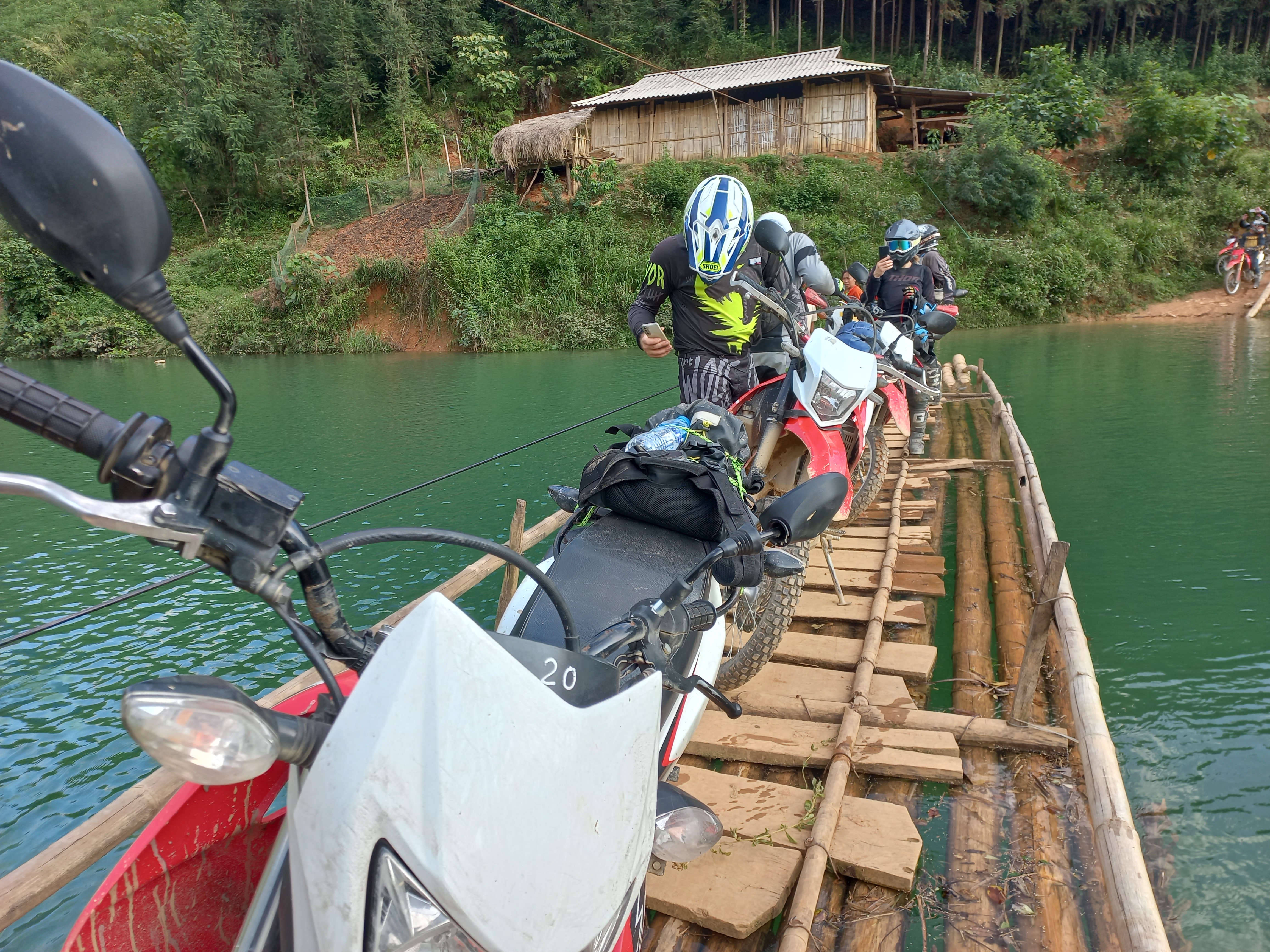 4 Days Around Tonle Sap Lake Motorcycle Tours